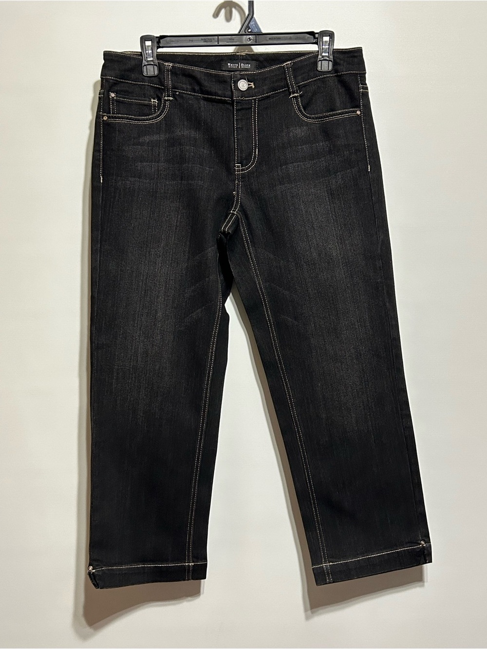 White House Black Market Black Capri